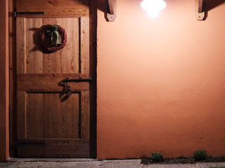 Porte anticate, Contesini Studio & Bottega Contesini Studio & Bottega Окна и двери в стиле кантри Твердая древесина Эффект древесины