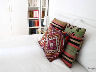 GUEST ROOM - project cool flat, Severine Piller Design LLC Severine Piller Design LLC Modern style bedroom