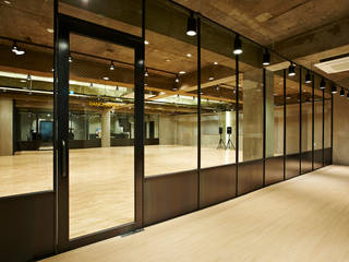 ALIVE DANCE STUDIO, 2wavestudio (투웨이브스튜디오) 2wavestudio (투웨이브스튜디오) Commercial spaces