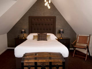 Gentleman's Bedroom, Lothian Design Lothian Design Kamar Tidur Gaya Kolonial