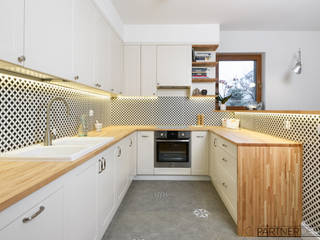 homify Scandinavian style kitchen