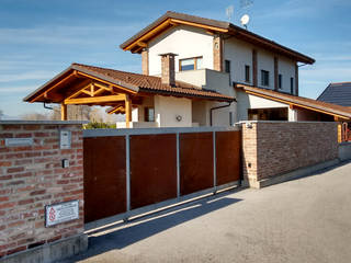 RISTRUTTURAZIONE E AMPLIAMENTO RUSTICO a CUNEO, Roberta Bonavia Architetto Roberta Bonavia Architetto Modern houses