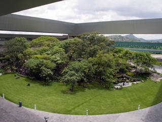 Campus Cuernavaca, Tec de Monterrey, juancarlosperez juancarlosperez Espacios comerciales