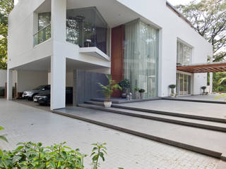 Private Residence in Koregaon Park, Pune, Chaney Architects Chaney Architects Casas de estilo minimalista