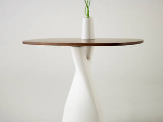 стол Treeangle, дизайн-студия промышленного дизайнера Анны Струпинской дизайн-студия промышленного дизайнера Анны Струпинской Living room Stone