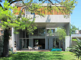 CASA EN BECCAR, FILM OBRAS DE ARQUITECTURA FILM OBRAS DE ARQUITECTURA Modern houses Concrete