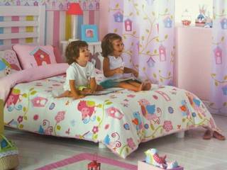 Tecidos e papel de parede, o quarto dos miúdos o quarto dos miúdos Dormitorios infantiles modernos Textil Ámbar/Dorado