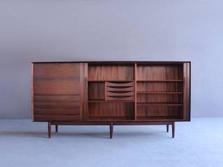 Rosewood Sideboard by Arne Vodder , Retro Age Retro Age Comedores de estilo escandinavo Madera Acabado en madera