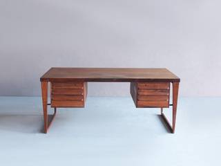 Rosewood Desk by Kai Kristiansen , Retro Age Retro Age مكتب عمل أو دراسة خشب Wood effect