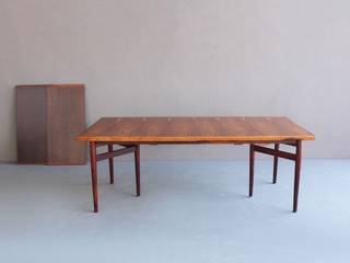 Rosewood Dining Table by Arne Vodder , Retro Age Retro Age Comedores de estilo escandinavo Madera Acabado en madera