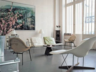 Transformation d'un atelier en appartement à Paris, 111 architecture 111 architecture Minimalist living room