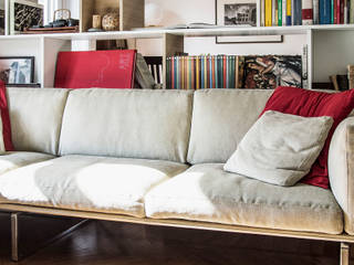 HOUSE FV, M N A - Matteo Negrin M N A - Matteo Negrin Living roomSofas & armchairs