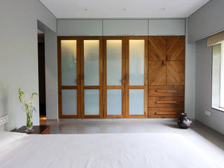 Residential - Napeansea Rd, Nitido Interior design Nitido Interior design BedroomWardrobes & closets Solid Wood Wood effect