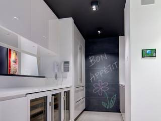 Upper East Side Apartment, Armonia Interni Srl Armonia Interni Srl Dapur Modern