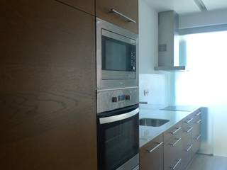 Apartment refurbishment - Campolide, Lisbon, QFProjectbuilding, Unipessoal Lda QFProjectbuilding, Unipessoal Lda Кухня