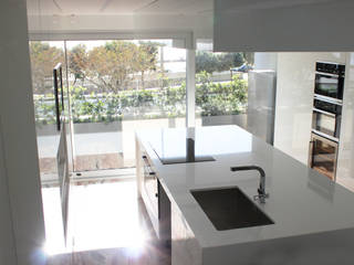 Apartamento de Matosinhos, GRAU.ZERO Arquitectura GRAU.ZERO Arquitectura Modern kitchen