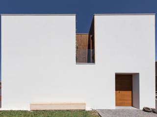 House in Ajuda, Studio Dois Studio Dois Modern houses