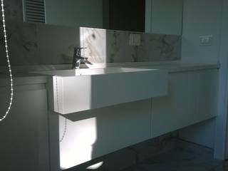 Realizzazioni, Falegnameria Chiatti Falegnameria Chiatti Modern style bathrooms