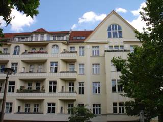 Modernisierung und Instandsetzung sowie Dachausbau im Milieuschutzgebiet, Buseck Architekten Buseck Architekten Classic style houses