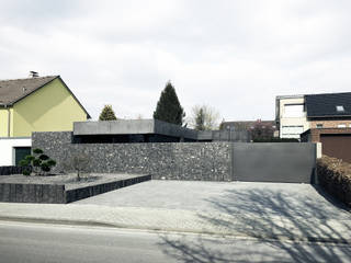 Garage C, ZHAC / Zweering Helmus Architektur+Consulting ZHAC / Zweering Helmus Architektur+Consulting Modern garage/shed Concrete
