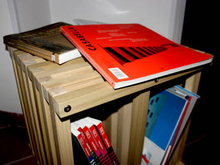 SIT&BOOK, architANDarte architANDarte Studio in stile industriale Legno Effetto legno