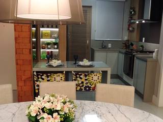 Sala e Cozinha em Tons de CInza, Marina Turnes Arquitetura & Interiores Marina Turnes Arquitetura & Interiores Modern Kitchen