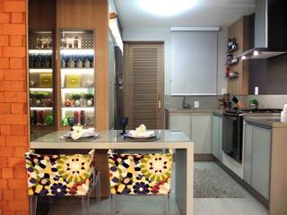 Sala e Cozinha em Tons de CInza, Marina Turnes Arquitetura & Interiores Marina Turnes Arquitetura & Interiores Modern kitchen