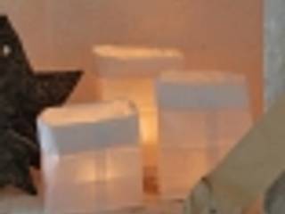 Photophores sacs en papier avec petites bougies , cachette cachette Modern style bedroom