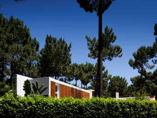 Habitação Unifamiliar na Aroeira, Cândido Chuva Gomes - Arquitectos, Lda Cândido Chuva Gomes - Arquitectos, Lda Casas de estilo minimalista