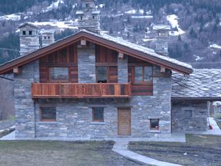 Case di montagna , Sangineto s.r.l Sangineto s.r.l Rustic style houses Stone