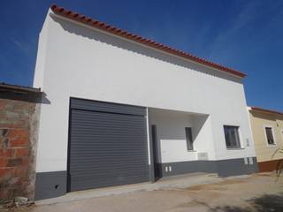 Moradia em Cabeça Gorda - S.João da Ribeira - Rio Maior, Arteprumo, LDA Arteprumo, LDA Rustic style houses Bricks