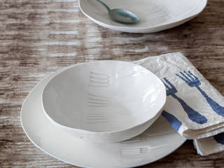 Porcellana stampata a mano, Stamperia Bertozzi Stamperia Bertozzi Modern Kitchen Porcelain Cutlery, crockery & glassware
