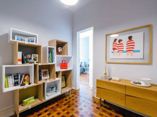 Apartamento Lisboa , Espaço Mínimo Espaço Mínimo Scandinavian style corridor, hallway& stairs