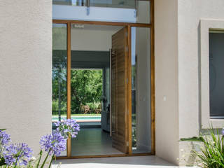 Moderna integridad, Parrado Arquitectura Parrado Arquitectura Окна и двери в стиле модерн