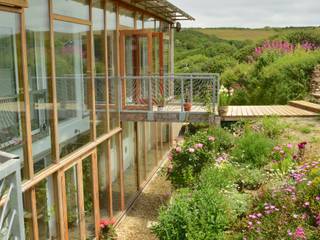 Porthcothan Responsive Home, Innes Architects Innes Architects حديقة