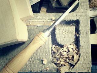 Candeeiro " i " em cimento e madeira., Pode Ser! Pode Ser! Rumah Gaya Industrial Batu