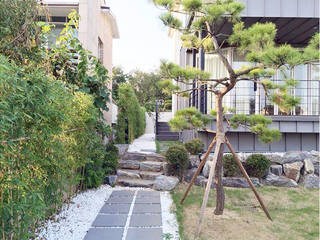 YJ HOUSE , 에이라이브 에이라이브 Modern corridor, hallway & stairs Stone