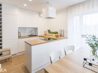 Realizacja projektu wnętrza mieszkania w Krakowie, TIKA DESIGN TIKA DESIGN Modern style kitchen