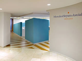 Morales Heyser & Asociados, DIN Interiorismo DIN Interiorismo مكتب عمل أو دراسة