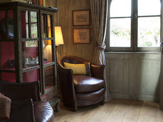 Chambre bohème, Les Rosees Les Rosees Rustic style bedroom