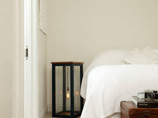LIGHTING: Floor-standing Lamps, Cue & Co of London Cue & Co of London BedroomLighting