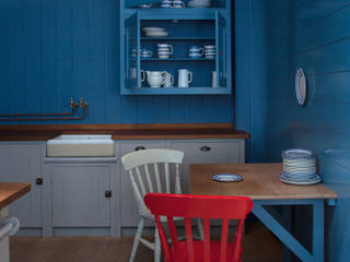 N1 Kitchen by British Standard, British Standard by Plain English British Standard by Plain English Country style kitchen Wood Blue