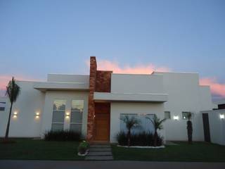 Casa H, Arquiteta Bianca Monteiro Arquiteta Bianca Monteiro Modern Houses Bricks