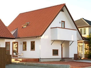 デンマークの家並みを彷彿させる 本格北欧住宅, 株式会社 ヨゴホームズ 株式会社 ヨゴホームズ Scandinavian style houses