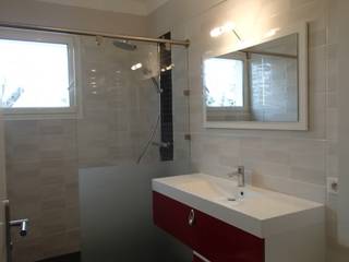 Des salles de bains très variées... un reflet de nos créations., JLP HOMEDESIGN JLP HOMEDESIGN Mediterranean style bathroom
