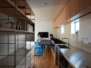 court house, 小泉設計室 小泉設計室 Minimalistische keukens