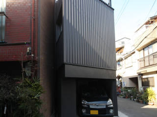 saikudani no ie, 一級建築士事務所アトリエｍ 一級建築士事務所アトリエｍ Modern houses آئرن / اسٹیل Black