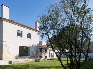 Azevedo Coutinho House, Diana Vieira da Silva Arquitectura e Design Diana Vieira da Silva Arquitectura e Design Casas estilo moderno: ideas, arquitectura e imágenes