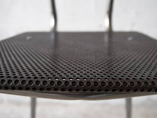 Perforated skin: Gildo, 2Monos 2Monos Dining room