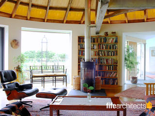 Mill Conversion, Fife Architects Fife Architects Living room